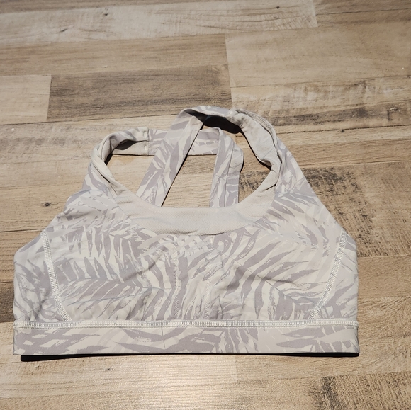 Lululemon bra - Picture 1 of 2